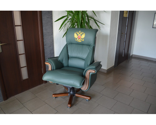 Кресло руководителя Пикассо логотип Герб РФ (комбинированная кожа/эко) в наличии - продается с шоу рума